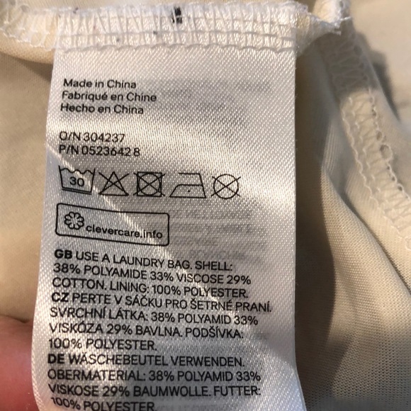 H&M black and ivory lace dress - Picture 8 of 8